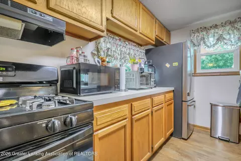 Kitchen - 120 E Shepherd St, Charlotte, MI 48813 photo 1 of 4