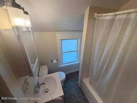 Bath - 1916 Beal Ave, Lansing, MI 48910 photo 1 of 1