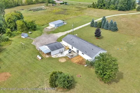 View/Area - 11791 W Roggy Rd, Sumner, MI 48889 photo 10 of 13