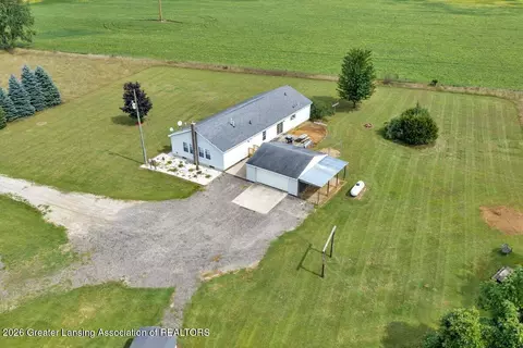 View/Area - 11791 W Roggy Rd, Sumner, MI 48889 photo 9 of 13
