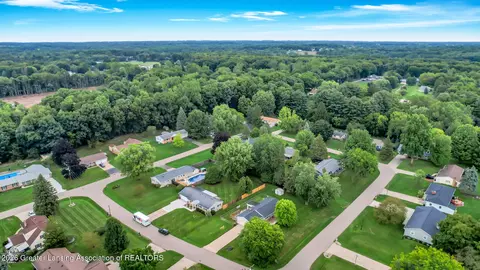 View/Area - 1112 Ro Dic Don Dr, Dewitt, MI 48820 photo 2 of 5