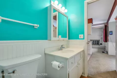 Bath - 1112 Ro Dic Don Dr, Dewitt, MI 48820 photo 1 of 1