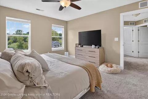 Bedroom - 14140 Hidden Way, Bath, MI 48808 photo 2 of 2