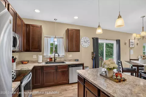 Kitchen - 14140 Hidden Way, Bath, MI 48808 photo 1 of 2