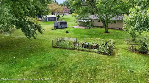 Exterior - 12916 Rambler Rd, Dewitt, MI 48820 photo 8 of 9