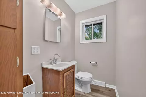 Bath - 12916 Rambler Rd, Dewitt, MI 48820 photo 1 of 6