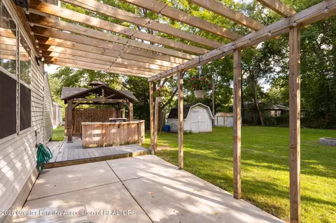 Exterior - 4275 Keller Rd, Holt, MI 48842 photo 5 of 6