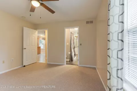 Bedroom - 4275 Keller Rd, Holt, MI 48842 photo 1 of 6
