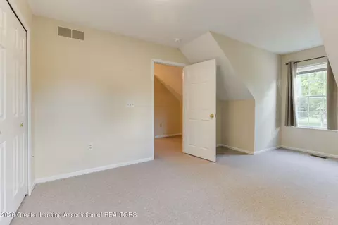 Bedroom - 4275 Keller Rd, Holt, MI 48842 photo 5 of 6