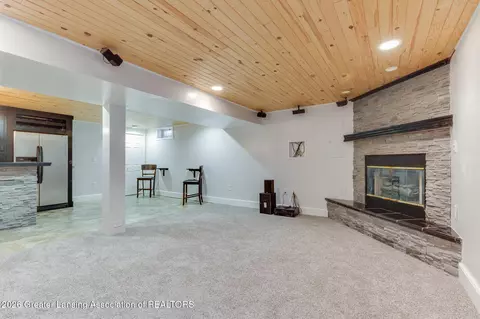 Living - 4275 Keller Rd, Holt, MI 48842 photo 4 of 4