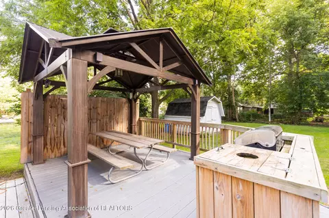 Exterior - 4275 Keller Rd, Holt, MI 48842 photo 2 of 6
