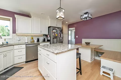 Kitchen - 2420 Devonshire Ave, Lansing, MI 48910 photo 2 of 5
