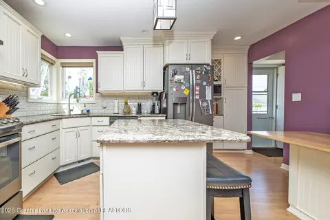 Kitchen - 2420 Devonshire Ave, Lansing, MI 48910 photo 1 of 5