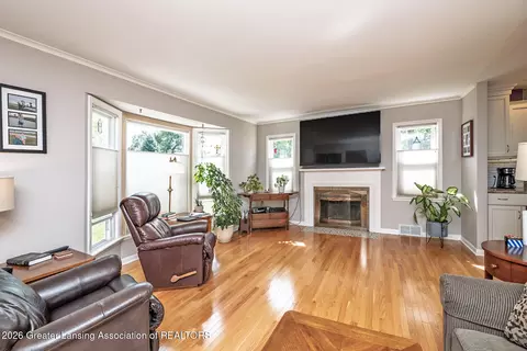 Living - 2420 Devonshire Ave, Lansing, MI 48910 photo 1 of 4