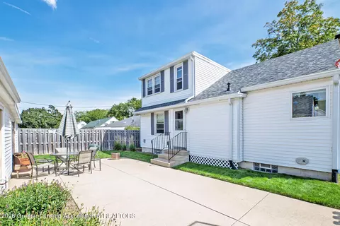 Exterior - 2420 Devonshire Ave, Lansing, MI 48910 photo 5 of 5