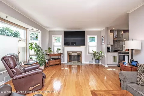Living - 2420 Devonshire Ave, Lansing, MI 48910 photo 2 of 4
