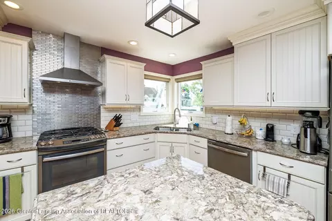 Kitchen - 2420 Devonshire Ave, Lansing, MI 48910 photo 3 of 5
