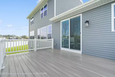 Exterior - 612 Launch Point Dr, Perry, MI 48872 photo 5 of 6