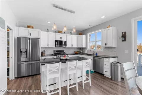 Kitchen - 612 Launch Point Dr, Perry, MI 48872 photo 1 of 4