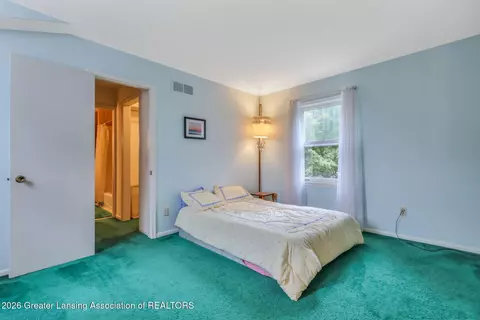 Bedroom - 1908 Persimmon Path, Holt, MI 48842 photo 4 of 4