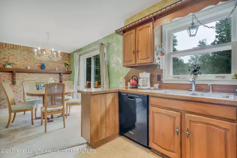 Kitchen - 1908 Persimmon Path, Holt, MI 48842 photo 2 of 3