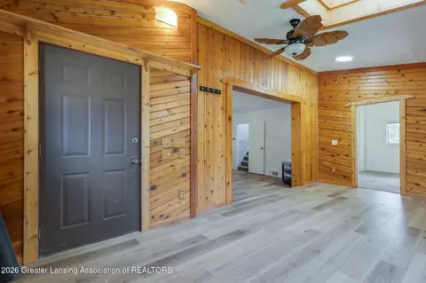 Entry Way - 6945 Delta River Dr, Lansing, MI 48906 photo 1 of 4