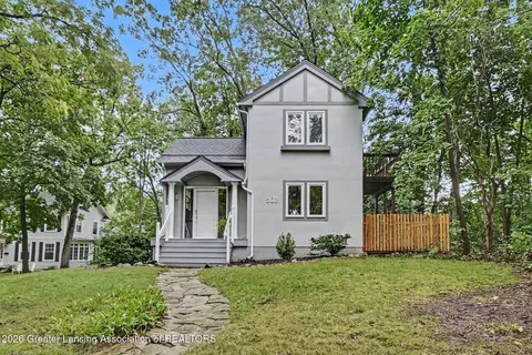 502 Hillcrest Ave, East Lansing, MI 48823