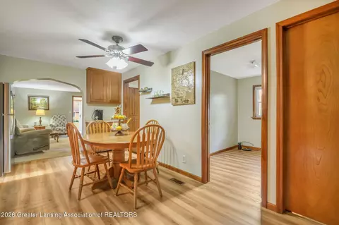 Dining - 706 E Higham St, Saint Johns, MI 48879 photo 2 of 2