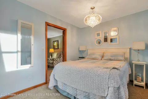 Bedroom - 706 E Higham St, Saint Johns, MI 48879 photo 2 of 7