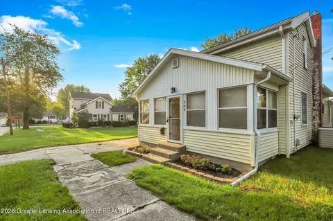 Exterior - 706 E Higham St, Saint Johns, MI 48879 photo 5 of 6