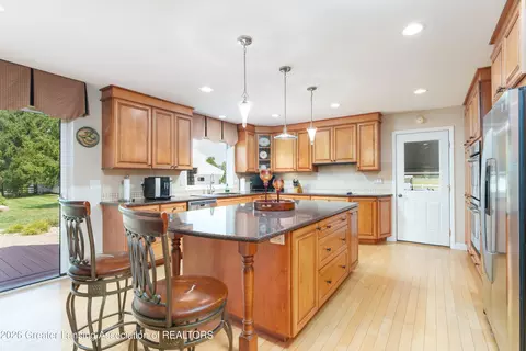 Kitchen - 1200 W Howell Rd, Mason, MI 48854 photo 2 of 5