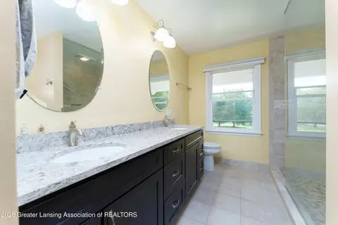 Bath - 1200 W Howell Rd, Mason, MI 48854 photo 3 of 4
