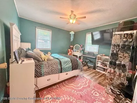 Bedroom - 4592 Holt Rd, Holt, MI 48842 photo 3 of 4