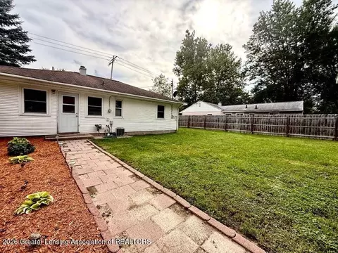 Exterior - 4592 Holt Rd, Holt, MI 48842 photo 4 of 7