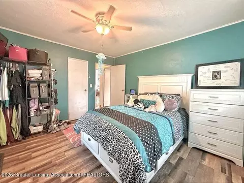 Bedroom - 4592 Holt Rd, Holt, MI 48842 photo 4 of 4