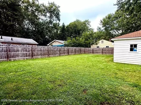 Exterior - 4592 Holt Rd, Holt, MI 48842 photo 6 of 7