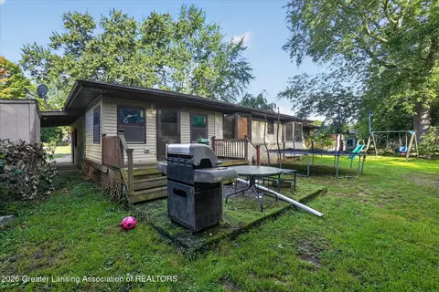 Exterior - 15157 Pinehurst Dr, Lansing, MI 48906 photo 5 of 7