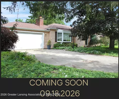 1615 Ridgewood Dr, East Lansing, MI 48823