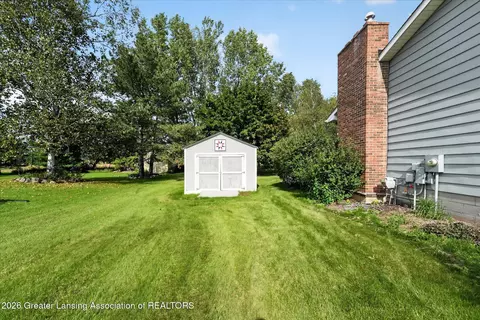 Exterior - 7646 Jon Scott Dr, Grand Ledge, MI 48837 photo 6 of 12