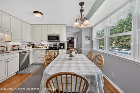 Dining - 7646 Jon Scott Dr, Grand Ledge, MI 48837 photo 2 of 2