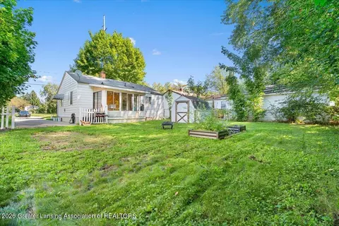 Exterior - 3704 Leith St, Flint, MI 48506 photo 3 of 4