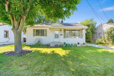 Exterior - 3704 Leith St, Flint, MI 48506 photo 1 of 4