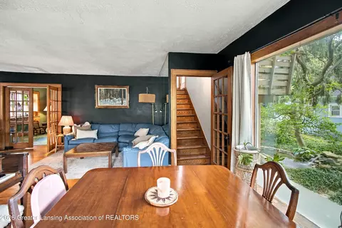 128 N Magnolia Ave, Lansing, MI 48912