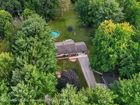 View/Area - 9980 E Stoll Rd, Haslett, MI 48840 photo 2 of 8