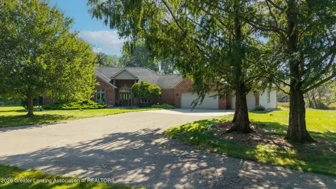 9452 80th Ave, Zeeland, MI 49464