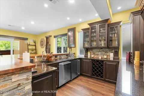 Kitchen - 410 W Spring Meadows Ln, Dewitt, MI 48820 photo 6 of 6