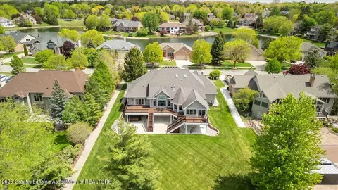 View/Area - 410 W Spring Meadows Ln, Dewitt, MI 48820 photo 2 of 10