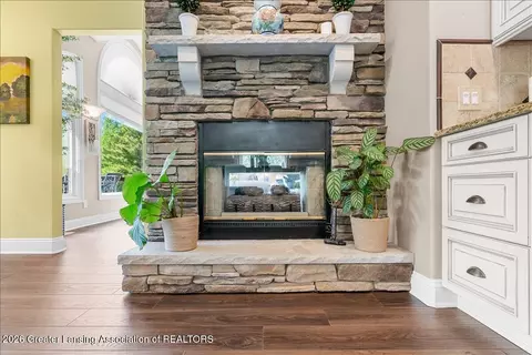 Entry Way - 410 W Spring Meadows Ln, Dewitt, MI 48820 photo 6 of 16