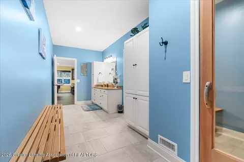 Entry Way - 410 W Spring Meadows Ln, Dewitt, MI 48820 photo 14 of 16