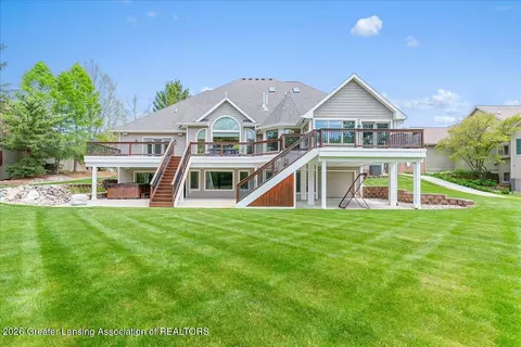 Exterior - 410 W Spring Meadows Ln, Dewitt, MI 48820 photo 7 of 15